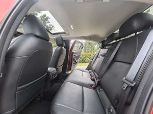 Auto Usado en Venta, <span class=keywords><strong>Mazda</strong></span> <span class=keywords><strong>3</strong></span> Axela <span class=keywords><strong>2020</strong></span>, 1.5L Automático, Edición Premium con Techo Corredizo, Matriculado Agosto <span class=keywords><strong>2020</strong></span>, 38,000 km de Kilometraje - Product Image 6