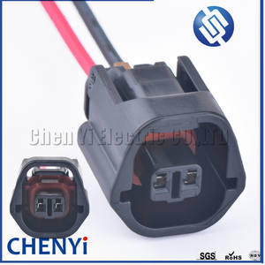 2-Pins Auto Waterdichte Achteruitrijradar Sonde Parkeersensorplug Pigtail Connector 7283-8720-30 - Product Image 1