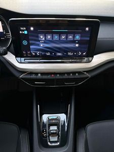<span class=keywords><strong>Skoda</strong></span> <span class=keywords><strong>Octavia</strong></span> Pro 1.4T Benzina Automatica LHD Usata del 2023 per Esportazione - Product Image 4