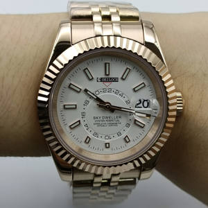 Montres mécaniques de luxe pour hommes SEILOCE, boîtier en acier inoxydable haut de gamme OEM, design classique du cadran, mouvement NH35 - Product Image 4