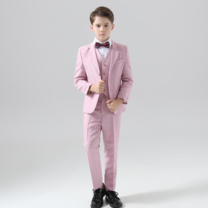 Completo elegante da ragazzo a 5 pezzi camicia Blazer rosa stile britannico camicia con cravatta a farfalla elegante vestito da ragazzo fiore e pianoforte - Product Image 4