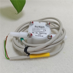Capteur de débit Burkert 8031 à hélice pour faible débit, pour air à température ambiante, en plastique, avec fonction de commutation, pour l'industrie mécanique - Product Image 2