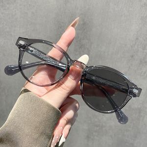 <span class=keywords><strong>Photogray</strong></span> <span class=keywords><strong>anti</strong></span>-<span class=keywords><strong>reflet</strong></span> homme lunettes photocromiques <span class=keywords><strong>anti</strong></span> lumière bleue luxe TR90 cadre rond alliage insert jambe charnière flexible - Product Image 1