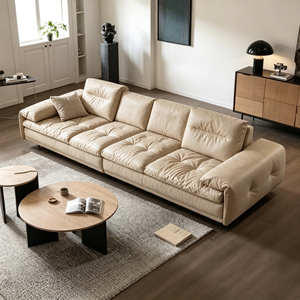 Sofá Moderno de Tres Plazas en Cuero Genuino Beige con Diseño Acolchado y Brazos Acolchados para Sala de Estar - Product Image 1