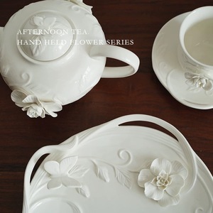 Ensemble tasse et soucoupe à café en céramique, motif floral en relief, fait main en France, luxe léger, rétro <span class=keywords><strong>vintage</strong></span>, pour le thé de l'après-midi, compatible lave-vaisselle et <span class=keywords><strong>micro</strong></span>-ondes - Product Image 3