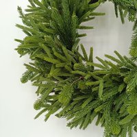 Penjualan terlaris pabrik bunga hijau karangan bunga campuran pinus Norfolk untuk bunga Dekoratif Natal