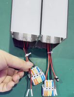 Lustre populaire en aluminium avec télécommande, luminaire suspendu linéaire reconfigurable pour plafond