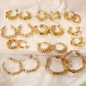 Pendientes de Aro Personalizados de Acero Inoxidable Chapado en Oro de 18K, Huecos, Gruesos, de Alto Brillo, para Mujer - Product Image 6