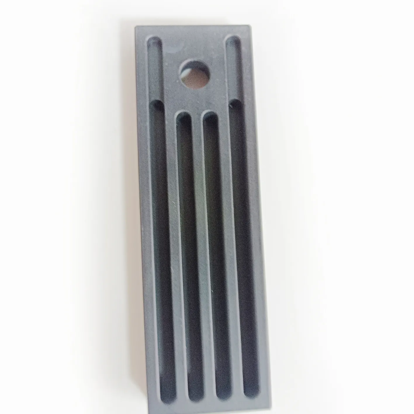 Almohadilla de piezas cuadradas de moldeo por inyección de plástico ABS personalizada con ranura