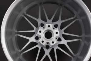 Pengzhen plata 5x5x120 112 17 18 19 20 pulgadas 6061 T6 ruedas monobloque forjadas para <span class=keywords><strong>BMW</strong></span> <span class=keywords><strong>M3</strong></span> M4 M5 F10 <span class=keywords><strong>E46</strong></span> F80 - Product Image 5