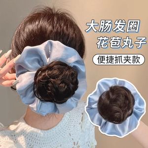 Moño Alto con Peluca y Scrunchie Todo en Uno: Accesorio de Extensión de Cabello con Moño Floral para Mujer - Product Image 1