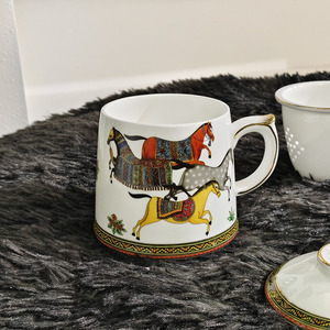 European Retro Matu Conference <b>Cup</b> with <b>Tea</b> Strainer and Lid <b>Large</b> Capacity Ceramic Mug - Product Image 3
