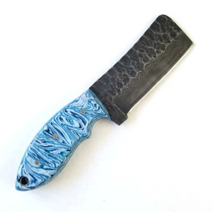Cuchillo de Cocina Negro DIY OEM de Acero Forjado a Mano de Alto Contenido de Carbono con Mango de Resina Azul y Blanca con Diseño Ondulado - Product Image 1