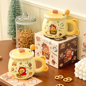 Regalo <span class=keywords><strong>de</strong></span> Cumpleaños y Boda Más Vendido, Taza <span class=keywords><strong>de</strong></span> Cerámica con Tapa <span class=keywords><strong>de</strong></span> Osito <span class=keywords><strong>de</strong></span> Miel Súper Tierno para Parejas para Beber Café - Product Image 3
