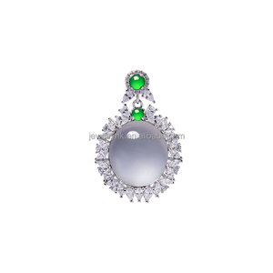 Pendentif en argent 925 incrusté de jadéite de haute qualité avec chaîne rétro en forme de clavicule, serti à griffes en forme de courge, cadeau d'anniversaire - Product Image 1