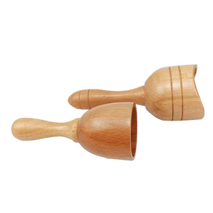 Masseur facial en bois Gua Sha en hêtre 18x7,5 cm – Outil de massage manuel pour le rajeunissement de la peau - Product Image 1