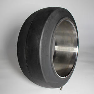 ยางรถอุตสาหกรรมขนาดเล็กยางแข็งถูกผูกมัดแบบกดลูกปืนลูกปืนวัสดุยางสภาพใหม่ - Product Image 2