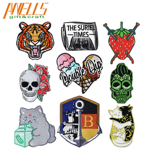 100% bordado Club Mountain River Adventure parche al aire libre colorido bordado tela parche pegatinas Cool Iron on coser en parche - Product Image 1