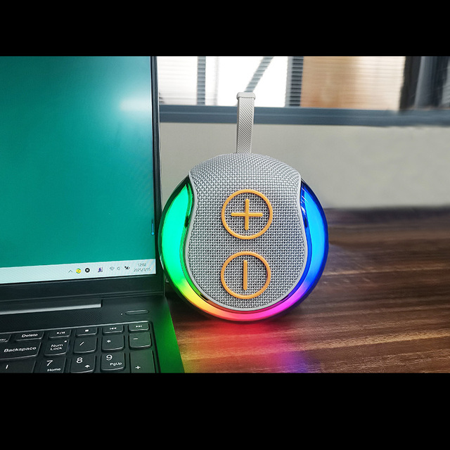 Hot Selling TWS RGB Led 5W the Best Wireless Speakers for 2025 the Best Portable Wireless Speaker Outdoor Speakers