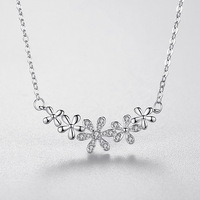 Collar de Cadena de Plata de Ley 925 con Flor de Margarita Micro Pavé de Circonitas para Mujer