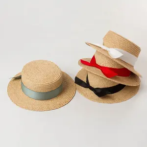 สีสันน่ารักริบบิ้นโบว์ออกแบบ Boater รูปร่างธรรมชาติ Raffia Straw Sun หมวกเด็กชายหาดชุด
