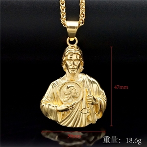 Collier religieux pendentif Saint Jude en acier inoxydable plaqué or 18 carats, prêt à être expédié, amulette pour homme - Product Image 6