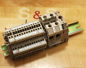 Bloque de Terminales Wdk2 400V 2.5mm para Programación PLC y Control Industrial Interfaz de Comunicación RS485 - Product Image 1