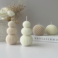 Bougie d'aromathérapie sphérique artistique style nordique simple, motif vague, blanche, pour une ambiance créative, ornement géométrique