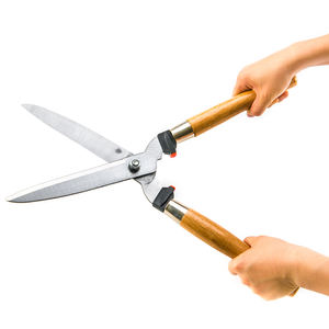 Ciseaux <span class=keywords><strong>de</strong></span> jardinage à lames tranchantes en acier, à manche en bois robuste pour tailler les bordures des buissons - Product Image 5