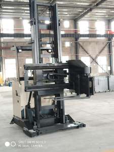 WELIFTRICH Chariot élévateur VNA 1tonne 1,5tonne 2 tonnes 7500mm Chariot élévateur 3 voies Dictional 3 directions Chariot élévateur électrique à mât rétractable - Product Image 2