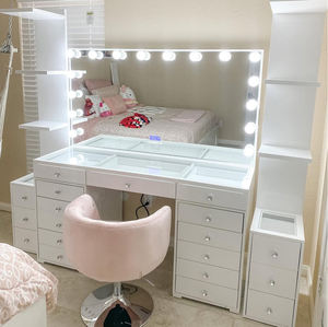Ensemble coiffeuse de luxe blanche avec miroir éclairé de style moderne | Bureau de maquillage à plusieurs tiroirs avec tours de rangement latérales - Product Image 2