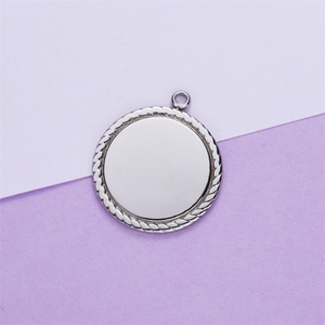 Offre Spéciale – Breloques Pendentifs Ronds Lisses en Acier Inoxydable Poli Miroir avec Logo Gravé au Laser, Motif Géométrique Dentelle, Accessoires de Bijouterie - Product Image 6