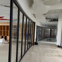 Porte coulissante pliante en alliage d'aluminium pour centre commercial, garage, salon et balcon