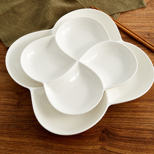 Plato de Porcelana de Cuatro Compartimentos con Diseño de Flor de Ciruelo, Apto para Microondas, Diseño Moderno y Minimalista, Vajilla para Hotel, <span class=keywords><strong>Precio</strong></span> de Fábrica en China, Grande - Product Image 3