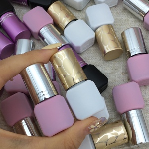 กาวติดขนตา DRAGONLASH Eye Open Glue 1s สำหรับขนตาล่าง 1s กลิ่นน้อย ไม่แสบตา วีแกน ปราศจากการทดลองกับสัตว์ ชนิดน้ำ 5 มล. สำหรับต่อขนตาและขนตาแบบกลุ่ม - Product Image 6