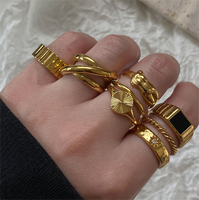 Charm 18 Karat vergoldet Edelstahl Schmuck Geschenk breite Stapelung klobige Textur Ringe für Frauen