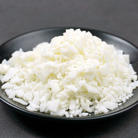 Flocons de cire de soja 100 % naturelle en vrac, granulés de cire parfumée de qualité supérieure pour la fabrication de bougies DIY, cire pour bougies votives en pot