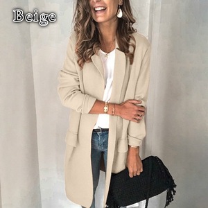 بليزر نسائي بأكمام طويلة, بليزر نسائي بأكمام طويلة بتصميم عصري باللون الأحمر الوردي - Product Image 2