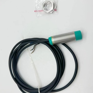 สวิตช์เซ็นเซอร์แบบเหนี่ยวนำ Pepperl+Fuchs รุ่น NBN8-18GM50-E0 - Product Image 3