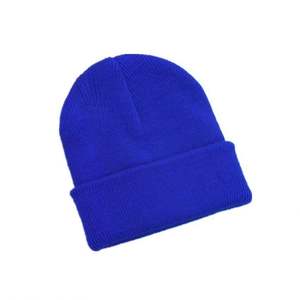 High Quality Unisex Warm Cuffed Beanie with Leather <b>Patch</b> Soft Cozy Knitted Winter Hat for Beach Business Travel Custom Logo - Product Image 6