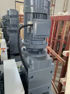 Tiếng ồn thấp tiêu chuẩn cao lốp Shredder nhựa đôi trục Shredder với hiệu quả cao