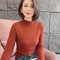 Haut d'automne personnalisable style influenceur, en fibre de viscose, coupe flatteuse, épaules dénudées, manches longues, col montant classique – Direct Usine