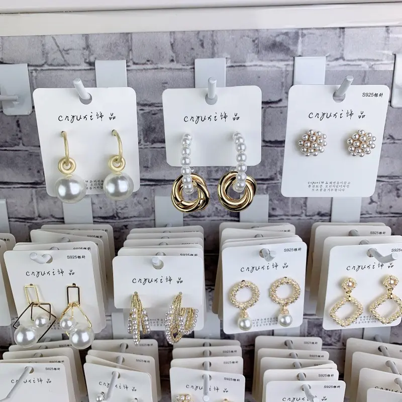 New Fashion Jewelry Pearl Stud Earrings for Women Vintage Earrings Gifts For Women Lady Girls Wholesale