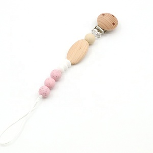 Supporto per ciuccio in legno progettato su misura con perline in Silicone e catena per bambini 0-12 mesi - Product Image 3