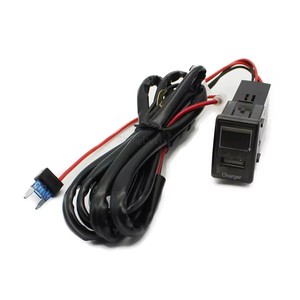 Xe Màu Xanh LED Kép USB Sạc Ổ Cắm Điện Thoại Sạc Nhanh Giao Diện Sử Dụng Cho <span class=keywords><strong>Isuzu</strong></span> Dmax D-MAX MU-X V-Chéo Phụ Kiện - Product Image 4