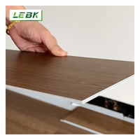 Échantillon Gratuit - Revêtement de Sol Vinyle PVC Laminé à Emboîtement Effet Bois, Écologique et Facile à Installer pour Chambres à Coucher - Emballage Personnalisé