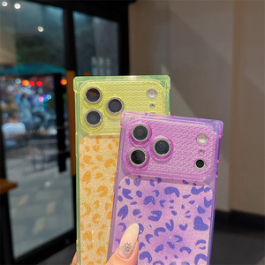 เคสโทรศัพท์มือถือลายเสือดาวหรูหรา ประดับกลิตเตอร์ สำหรับ iPhone 18 17 16 15 14 Pro Max พร้อมกระจกป้องกันเลนส์กล้อง ดีไซน์มุมฉาก ฝาหลังแบบมีประกาย - Product Image 5