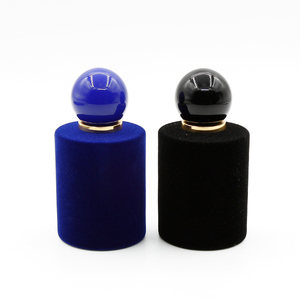 Luxury 30ml 50ml 100ml Perfume Bottle Round Perfume Bottle Empty Velvet Black Perfume Bottle with Customization Box Packaging - Product Image 6