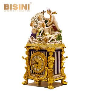 Coleccionable antiguo estilo europeo dorado Ángel montado pintado a mano de porcelana y latón Floral Hada reloj de mesa - Product Image 1