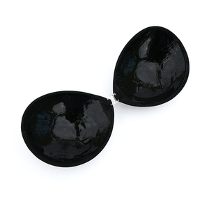 Sujetador Adhesivo de Silicona Invisible Innovador con Pegamento Bio, Aplicación Manual, Resistente al Sudor, para Vestidos de Noche y Bodas - Product Image 5